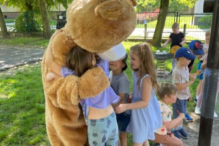 8556a233-efa8-42b6-8c53-94e5e1b67413